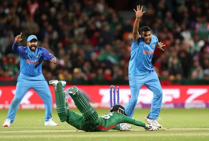 IND vs BAN: T20 વર્લ્ડ કપમાં ભારતની ત્રીજી જીત, વરસાદથી પ્રભાવિત મેચમાં બાંગ્લાદેશને 5 રનથી હરાવ્યું