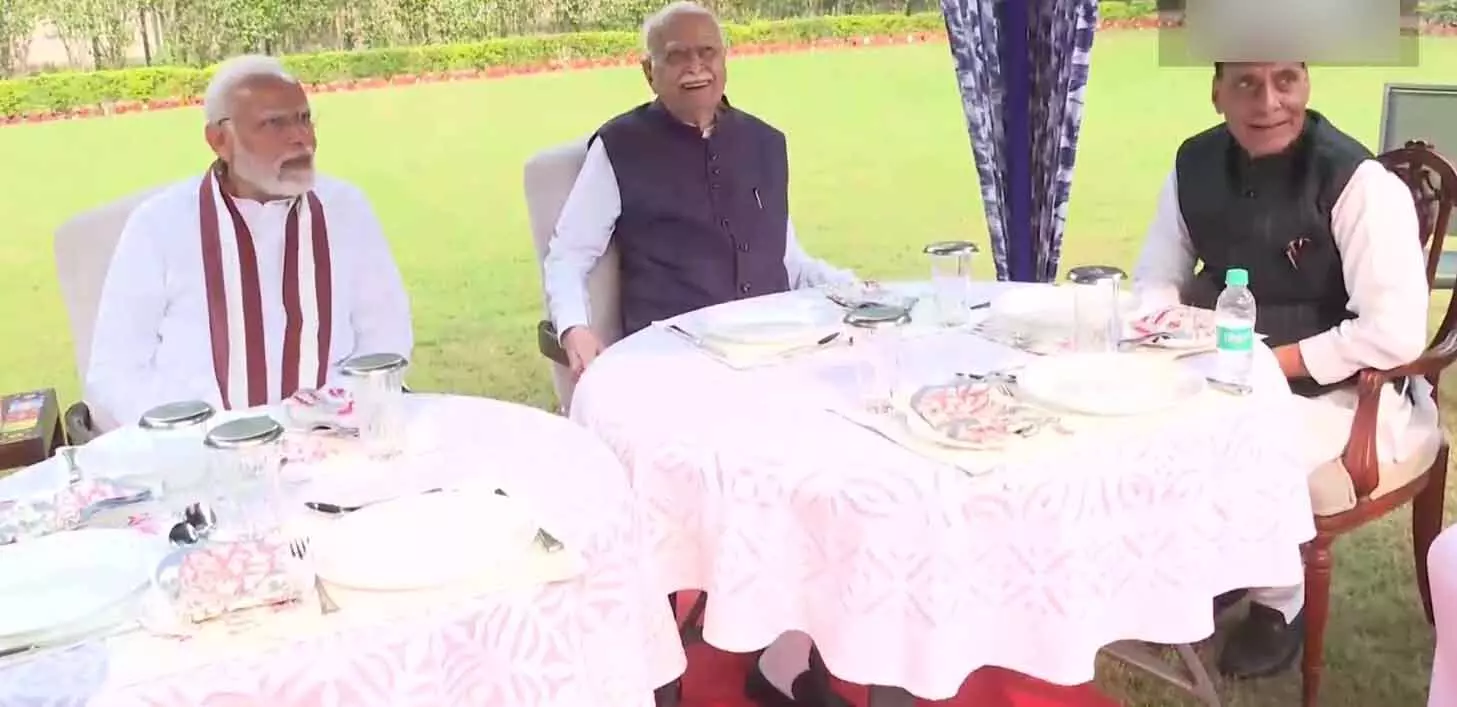 લાલકૃષ્ણ અડવાણીનાં જન્મદિવસ પર PM મોદી અને રક્ષા મંત્રીએ ઘરે જઈને શુભેચ્છાઓ પાઠવી