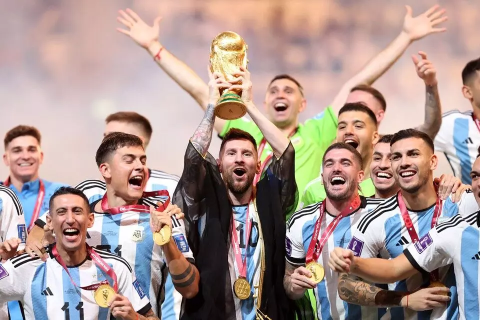 ફિફા વર્લ્ડ કપ 2022માં આર્જેટિના ફ્રાંસને હરાવી બન્યું વિશ્વ ચેમ્પિયન