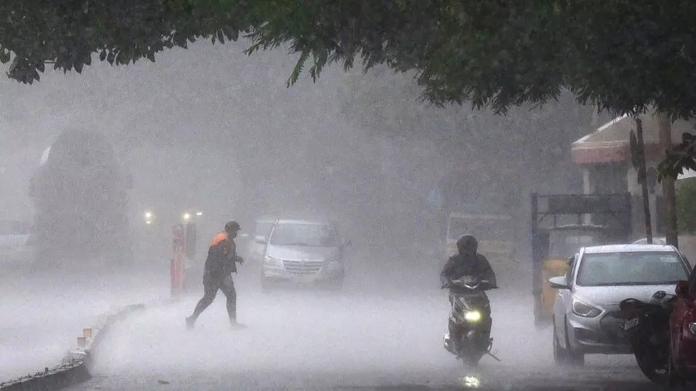 આગામી 5 દિવસ ગુજરાતમાં ભારેથી અતિભારે વરસાદની કરવામાં આવી આગાહી