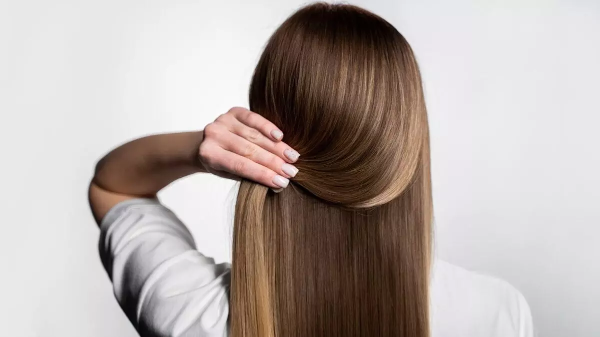 આ જડીબુટ્ટીઓ શુષ્ક નિર્જીવ વાળ માટે છે ફાયદાકારક,તમારા વાળને અંદરથી મજબૂત બનાવશે.