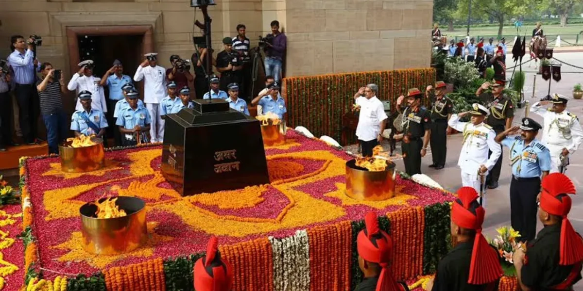 કારગિલ દિન શહીદ જવાનો ને શ્રદ્ધાસુમન અર્પીને વિજય દિવસ મનાવાયો
