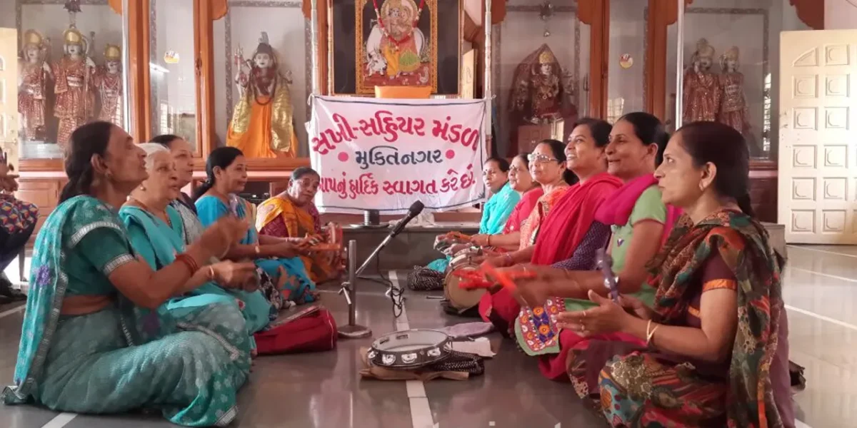 ભરૂચમાં મેઘરાજાને રીઝવવા સખી સહિયર મંડળ દ્વારા ભજનનું આયોજન