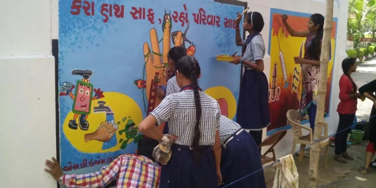 અંકલેશ્વર માં સ્વચ્છ ભારત અભિયાન અંતર્ગત વોલ પેઇન્ટિંગ સ્પર્ધા યોજાઈ