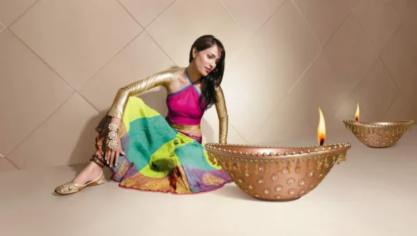 દિવાળીના તહેવારોમાં તમે પણ મેળવો ખાસ લુક