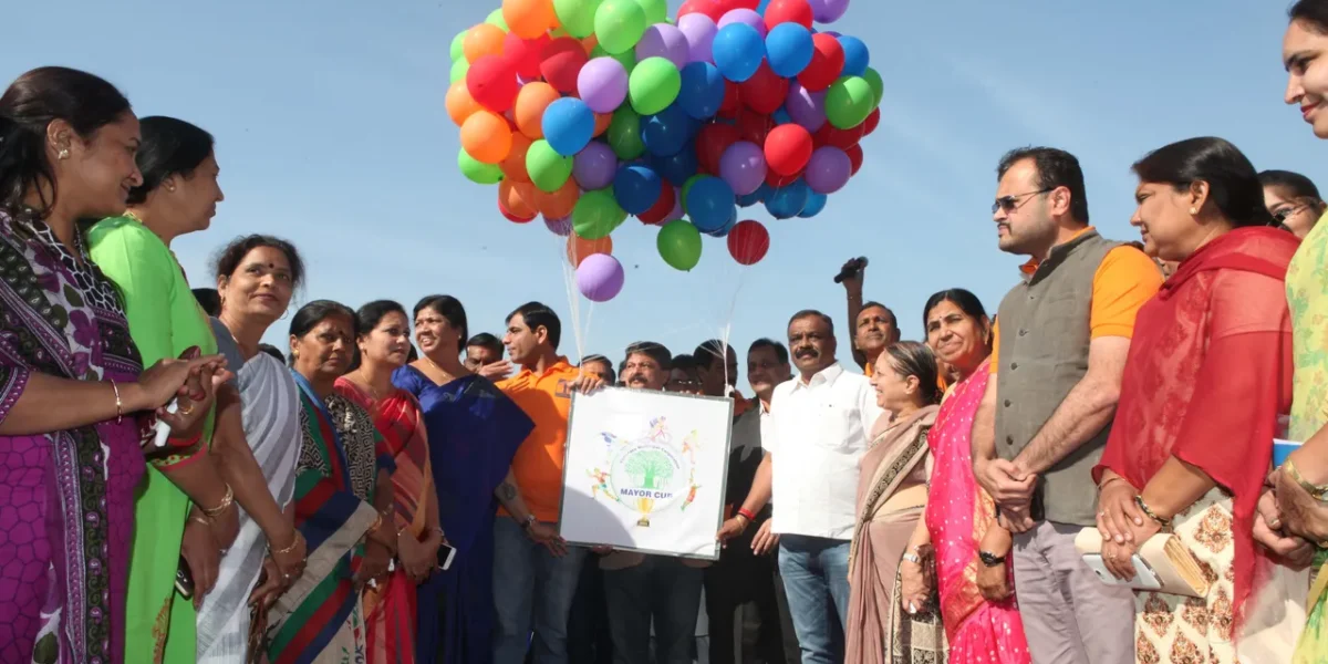 રમશે વડોદરા જીતશે વડોદરાના અભિગમ સાથે મેયર કપ -2016 નો પ્રારંભ