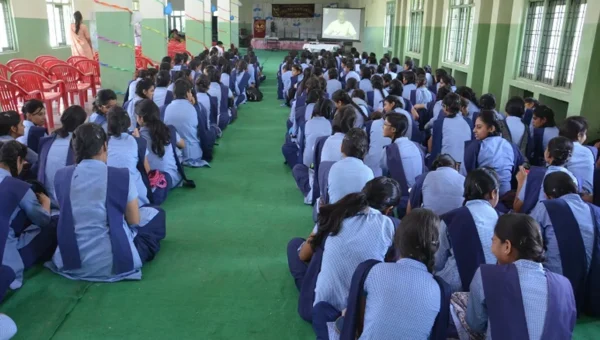 ગુજરાતની શાળાઓમાં નવું શૈક્ષણિક વર્ષ 247 દિવસનું રહેશે, 80 દિવસની રજા
