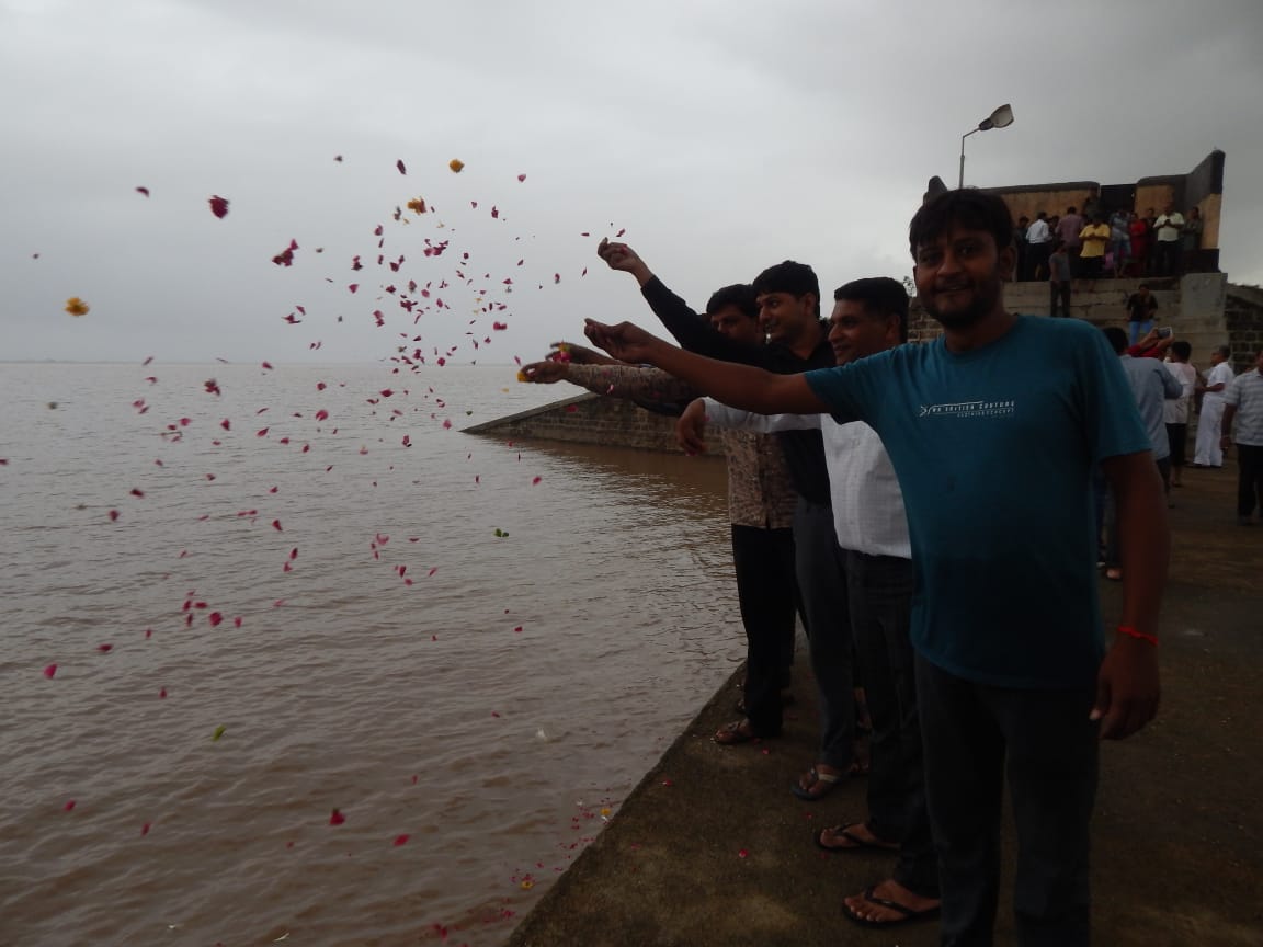 જામનગર : તળાવોમાં નવા નીરના કરાયા વધામણાં
