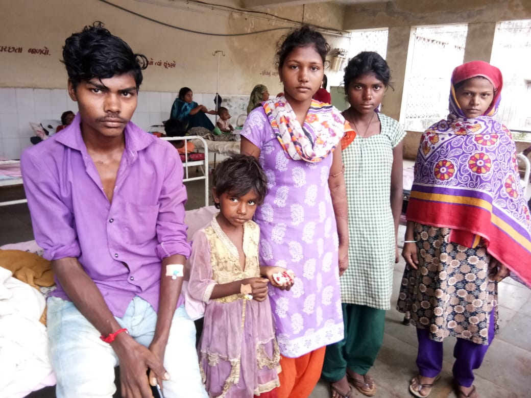દેડિયાપાડાના ખાપી ગામે એક જ કુટુંબનાં 6 વ્યક્તિને ઝાડા ઉલ્ટી, એક બાળકનું મોત