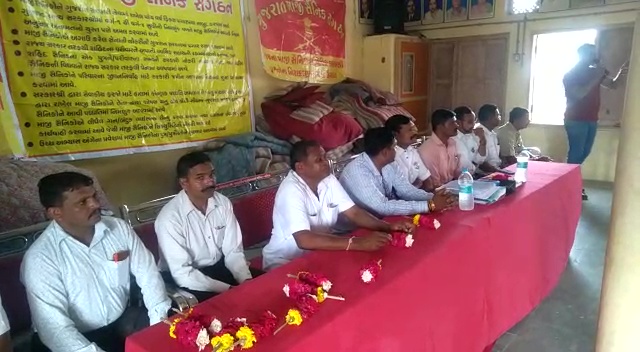 પંચમહાલ : ગોધરા ખાતે ગુજરાત માજી સૈનિક સંગઠનની બેઠક યોજાઇ, પડતર માંગણીઓને લઈને કરાઇ ચર્ચા