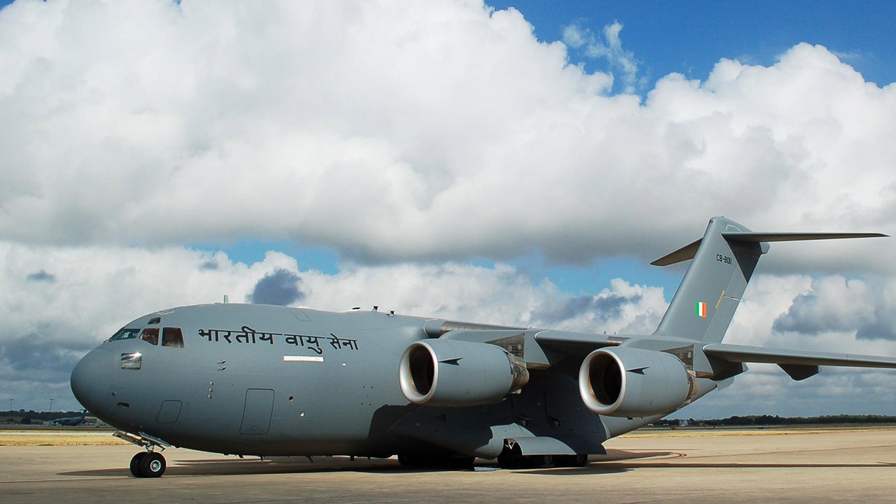 ભારતીય વાયુસેનાનું C-17 વિમાન ચિનમાંથી 80થી વધારે ભારતીયને લઈ ભારત પરત ફરશે
