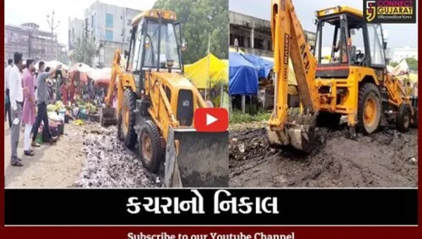 અંકલેશ્વર : ત્રણ રસ્તા શાકમાર્કેટ પાસે ગંદકીની ભરમાર; પ્રમુખેજાતે ઊભા રહી કરાવી સફાઈ