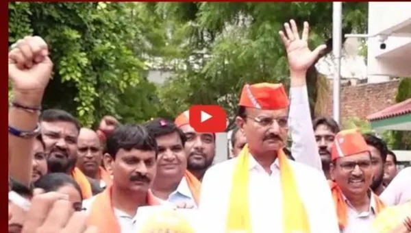 અમદાવાદ: રાજ્યના પૂર્વ ગૃહપ્રધાન પ્રદીપસિંહ જાડેજા જોડાયા ભાજપના સદસ્યતા અભિયાનમાં