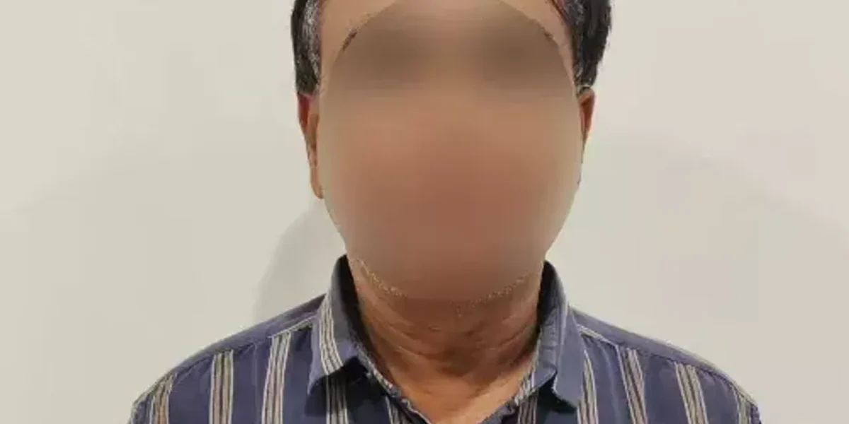 અમદાવાદ: ઢોર નહીં પકડવાના રૂ.4500 ની લાંચ લેતા એએમસીના કર્મીને ACBએ રંગેહાથ ઝડપી પાડ્યો