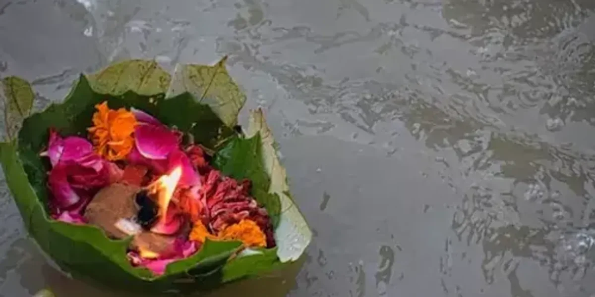 આજે સર્વ પિતૃ અમાસ, જાણો શ્રાદ્ધ કરવાનો શુભ સમય અને રીત