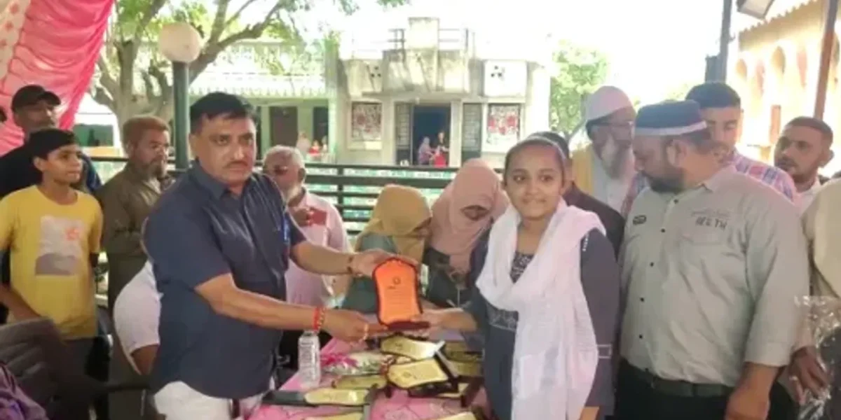 ભરૂચ: ઝઘડીયાના નવી તરસાલી ગામની શાળામાં તેજસ્વી વિદ્યાર્થીઓનો સન્માન સમારોહ યોજાયો
