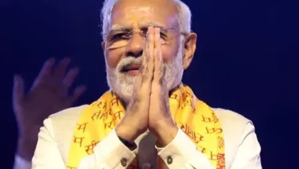 PM મોદીએ દિવાળીની શુભેચ્છા પાઠવી, કહ્યું- આ તહેવાર જીવનમાં સુખ અને સમૃદ્ધિની ભાવનાને આગળ લઈ જાય