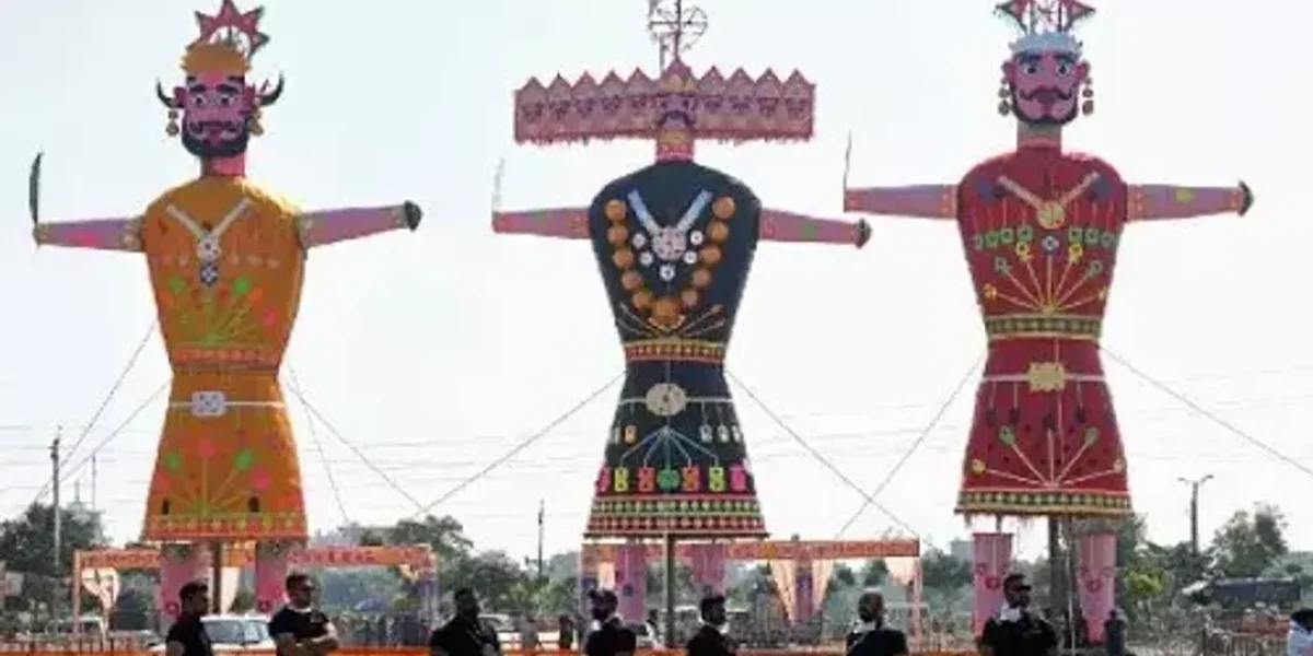 દશેરા પર બની રહ્યો છે “દુર્લભ” યોગ, જાણો વિજયાદશમીનો સમય અને પદ્ધતિ…