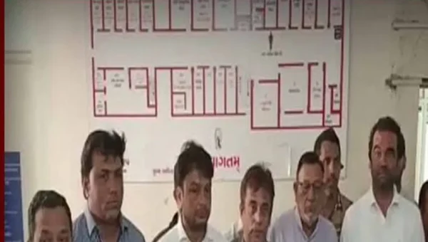ભરૂચ: પશ્ચિમ વિસ્તારના વિકાસના કામો બાબતે વિપક્ષ કોંગ્રેસ દ્વારા ન.પા.ના પ્રમુખને કરાય ઉગ્ર રજૂઆત