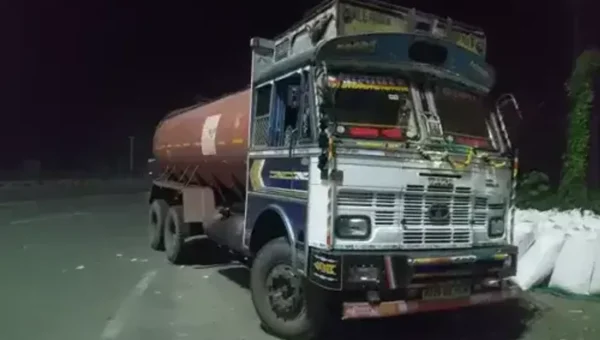 પંચમહાલ: ગોધરા ક્રાઇમ બ્રાન્ચે ટેન્કરમાંથી રૂ.50 લાખથી વધુના પોષ ડોડાનો પ્રતિબંધિત જથ્થો ઝડપી પાડ્યો