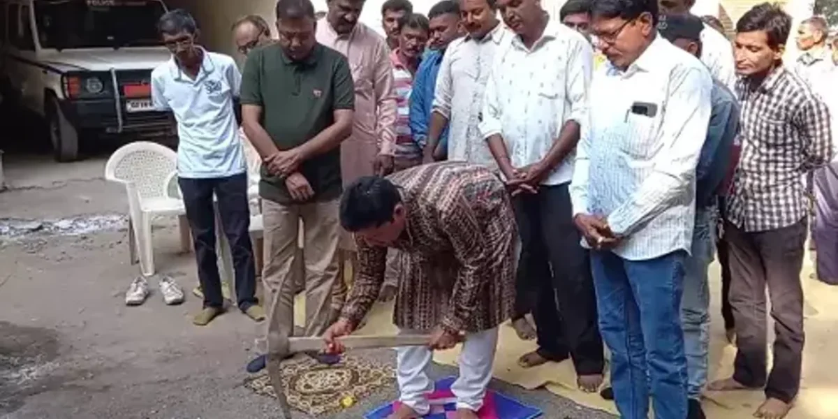 જામનગર : હોમગાર્ડ મુખ્ય કચેરીના નવા મકાનના કામનું ભૂમિપૂજન કરાયું, હોમગાર્ડ કમાન્ડન્ટ સહિતના જવાનો જોડાયા