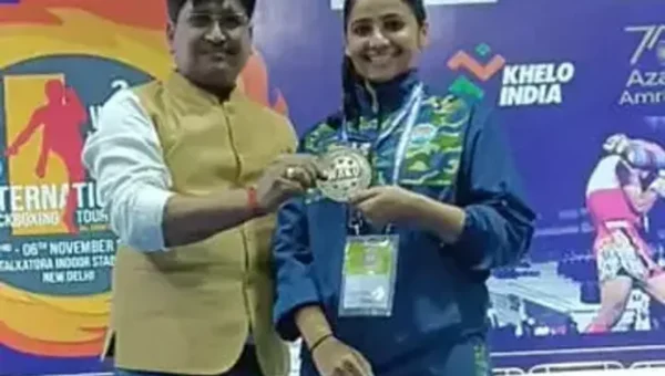 દિલ્હીમાં કિક બોક્સિંગની ટુર્નામેન્ટમાં વડોદરાની યુવતીએ ગોલ્ડ મેડલ જીત્યો