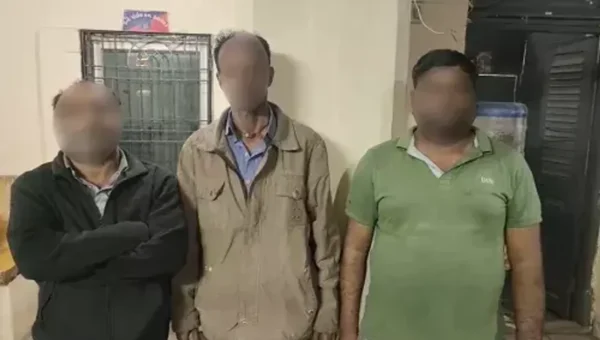 વડોદરા : રૂ. 40 લાખ રોકડા અને વિદેશી દારૂના જથ્થા સાથે 3 ઈસમોની LCBએ કરી ધરપકડ…