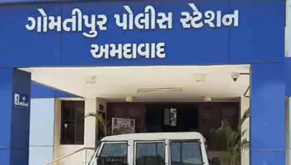 અમદાવાદ : દીકરીને જન્મ આપતાં પતિ અને સાસુએ પરણિતાને માર મારી તરછોડી, સાસરિયાં વિરુદ્ધ નોંધાય ફરિયાદ…