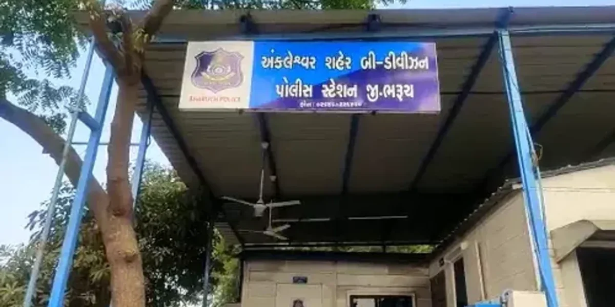 અંકલેશ્વર : દેશી દારૂનો વેપલો ચલાવતા લોકો પર બી’ ડિવિઝન પોલીસે સપાટો બોલાવ્યો…