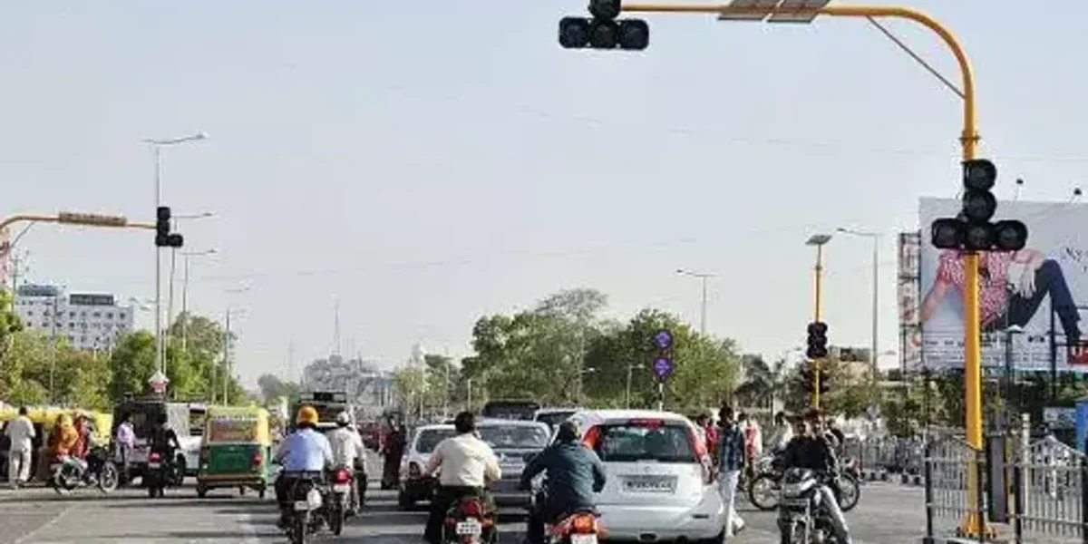 અમદાવાદ: ટ્રાફિક નિયમોનો ભંગ કરતા પહેલા ચેતજો, સિગ્નલ પર 2146 નવા CCTV કેમેરા લાગશે