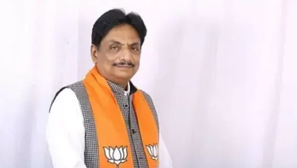 રાજ્યભરની શાળાઓમાં ઓરડાની ઘટ દૂર કરવા ર૧ હજાર નવા વર્ગખંડો બંધાશે: ઋષિકેશ પટેલ