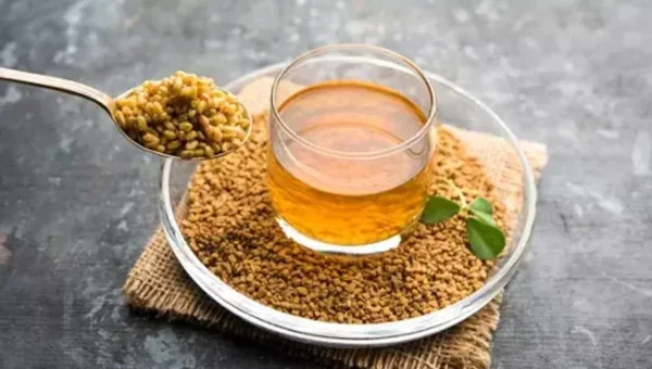 મેથીને પાણીમાં ઉકાળીને પીવાથી શરીરને મળે છે, અનેક ફાયદા
