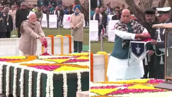 મહાત્મા ગાંધી: PM મોદી બાપુની પુણ્યતિથિ પર શ્રદ્ધાંજલિ આપવા પહોંચ્યા રાજઘાટ, રક્ષા મંત્રી પણ સાથે જોવા મળ્યા