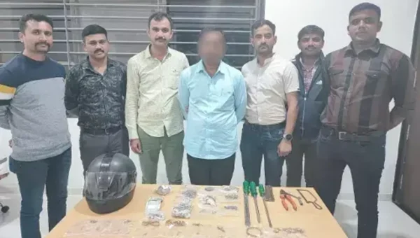 ભરૂચ : 26 વર્ષથી ઘરફોડ ચોરી કરતો તસ્કર પોલીસના હાથે ઝડપાયો, રૂ. 6.69 લાખનો મુદ્દામાલ જપ્ત…