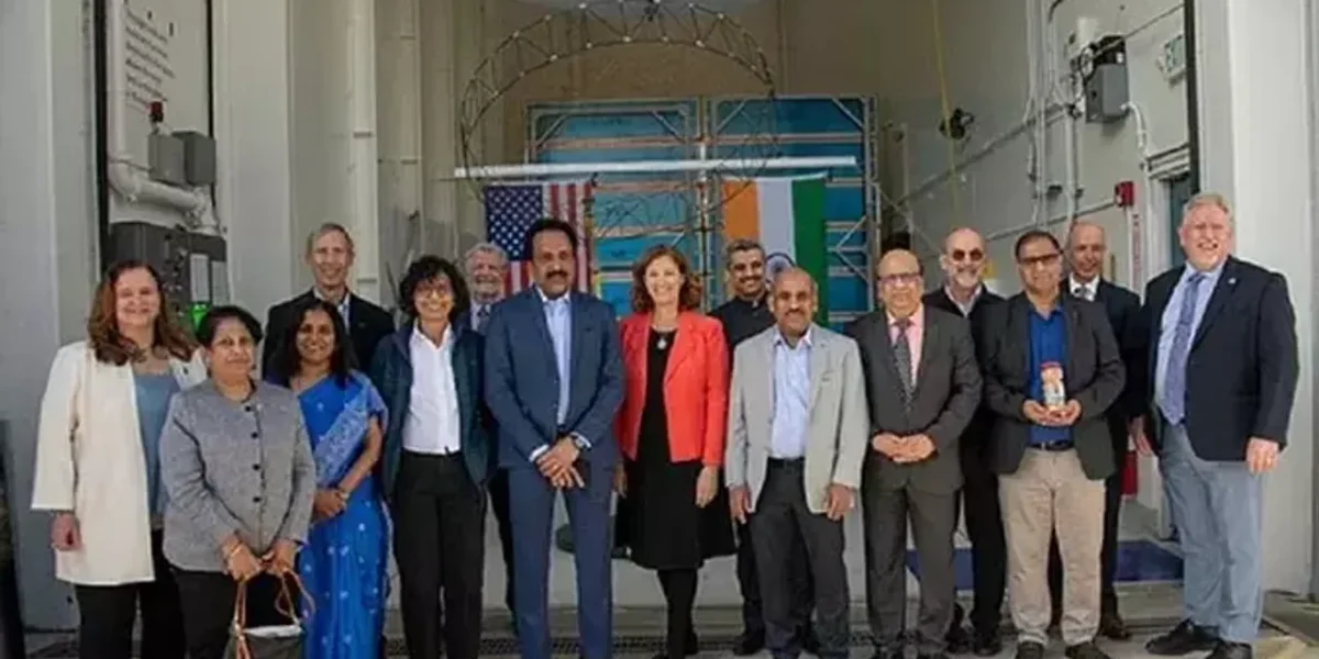 NASA-ISROના સેટેલાઇટને ભારત મોકલતા પહેલા અમેરિકામાં ઉજવણી, વૈજ્ઞાનિકોએ પાઠવ્યું અભિનંદન