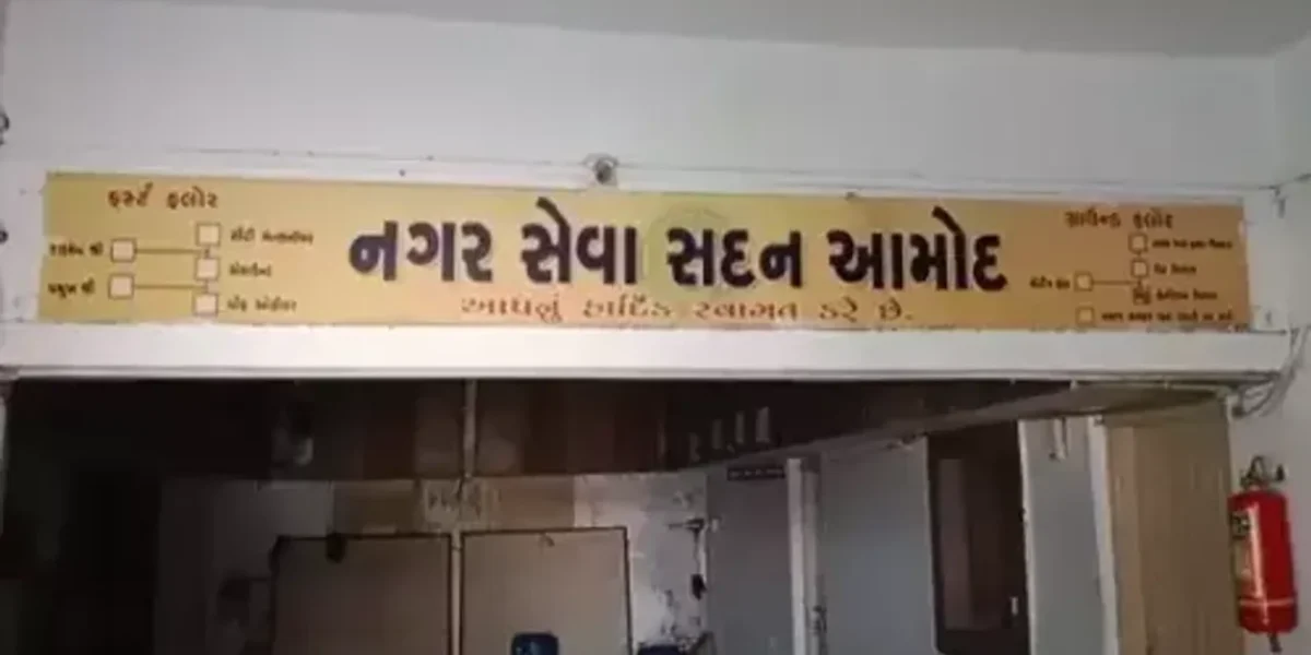 ભરૂચ : ફૂડ સેફ્ટી એક્ટના ભંગ બદલ આમોદ પાલિકાએ 5 નોનવેજ શોપને સીલ કરતાં ખળભળાટ…