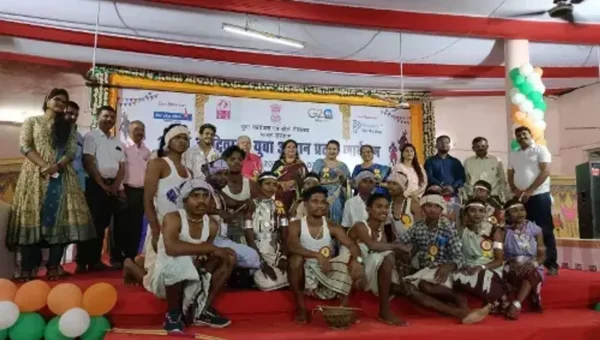 વડોદરા : 14માં આદિવાસી યુવા આદાન-પ્રદાન કાર્યક્રમમાં સાંસ્કૃતિક કાર્યક્રમનું આયોજન