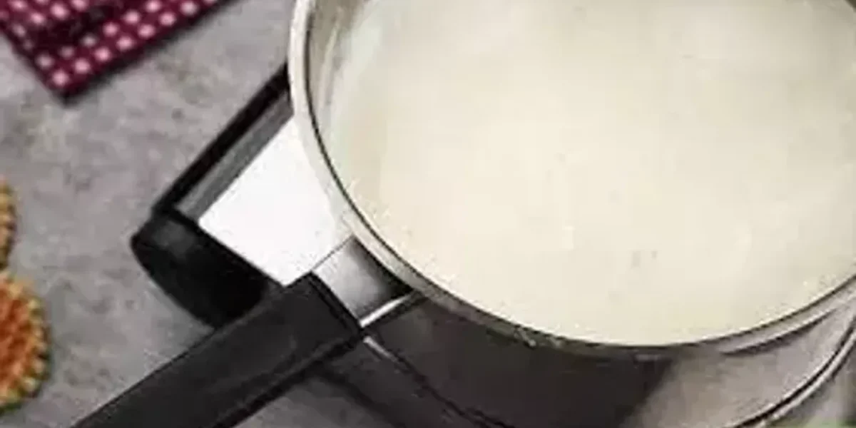 દૂધ કાચુ પીવું જોઇએ કે ગરમ કરીને? જાણો દૂધ પીવાની સાચી રીત અને તેના ફાયદા