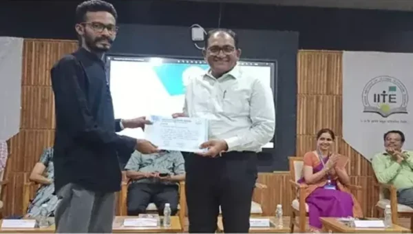 જામનગર : દરબાર ગોપાળદાસ શિક્ષણ મહાવિધાલયના 2 વિધાર્થીઓએ મેળવી સિદ્ધિ, ટીચિંગ લર્નિંગ કોમ્પિટિશનમાં દ્વિતીય ક્રમાંક પ્રાપ્ત કરી જિલ્લાને અપાવ્યું ગૌરવ