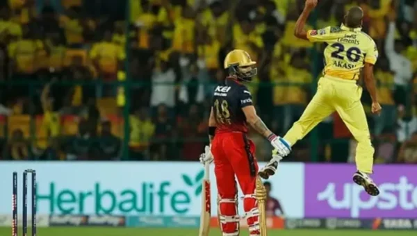 RCB vs CSK : ચેન્નાઈ સુપર કિંગ્સે RCBને 8 રનથી હરાવ્યું, ડુપ્લેસીસ અને મેક્સવેલની ઈનિંગ્સ નિરર્થક..!