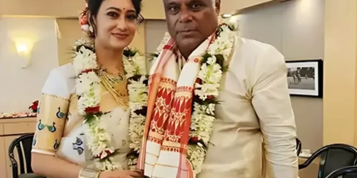 બોલિવૂડ અભિનેતા આશિષ વિદ્યાર્થિએ 60 વર્ષની ઉંમરે બીજા લગ્ન કર્યા