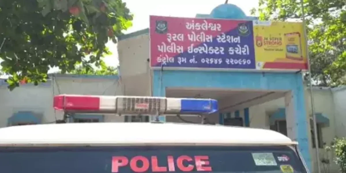 ભરૂચ:ક્રાઇમ બ્રાન્ચે અંકલેશ્વરના દઢાલ ગામેથી જુગારધામ ઝડપાયુ,પોલીસે 4 આરોપીની કરી ધરપકડ