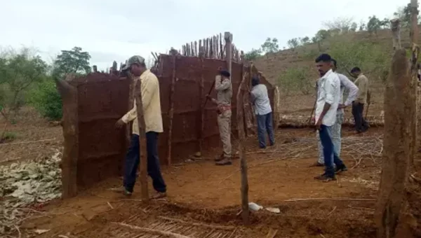 ભરૂચ:શણકોઈ ગામે ૯ ઝુંપડા વનવિભાગે તોડી પાડ્યા હોવાના આક્ષેપ સાથે લોકોમાં રોષ