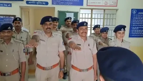 ભરૂચ : આંતરરાષ્ટ્રીય ડ્રગ નિષેધ દિન નિમિત્તે આમોદ પોલીસની સરાહનીય કામગીરી, લોકજાગૃતિ અર્થે સંકલ્પ લીધા…