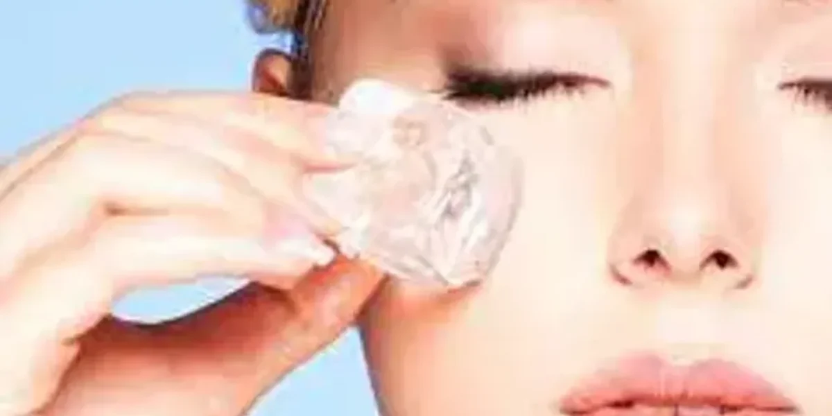 ચહેરા પર કરચલીઓ પડી ગઈ છે, તો અપનાવો આ સરળ રીત…..