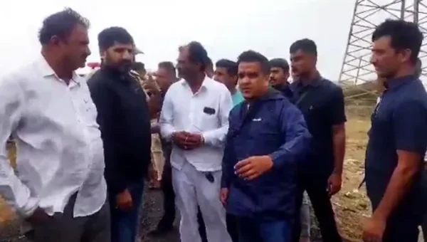 દેવભૂમિ દ્વારકા : “બિપરજોય” વાવાઝોડાની અસરના પગલે ગૃહમંત્રી હર્ષ સંઘવીએ નાવદ્રા ગામ-બંદરની લીધી મુલાકાત…