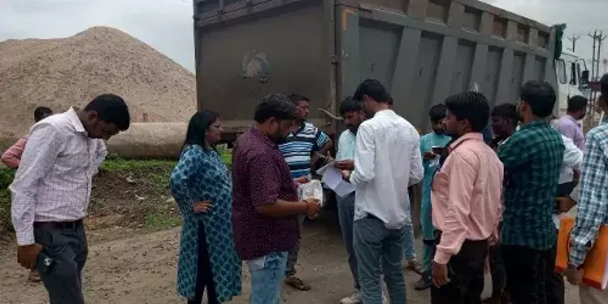 ભરૂચ: ઝઘડીયાના રાજપારડીમાં વાહન ચેકિંગ, ઓવરલોડ 10 વાહન ચાલકો ઝડપાયા