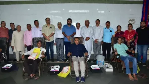 જામનગર : શ્રી સૌરાષ્ટ્ર પટેલ સમાજ દ્વારા મેગા બ્લડ ડોનેશન કેમ્પ યોજાયો, રક્તદાતાઓએ કર્યું રક્તદાન…