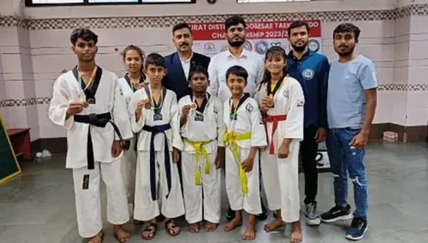 ડાંગ : ધ માર્શલ આર્ટ એકેડમી-આહવાના વિદ્યાર્થીઓએ ટેકવેન્ડો ચેમ્પિયનશિપમાં ગોલ્ડ-સિલ્વર મેડલ મેળવ્યા…