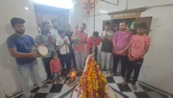 ભરૂચ : પવિત્ર શ્રાવણ માસ નિમિત્તે આમોદ ગામ સ્થિત પાલેશ્વર મહાદેવ મંદિરે યોજાયા વિવિધ ધાર્મિક કાર્યક્રમો…